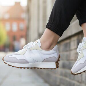 New Balance 327 Calia ~Limited edition~  Womens Sneakers Shoes White Grey size 7